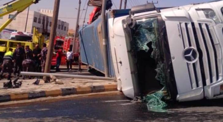 ازدحام مروري في شارع الحزام بسبب حادث في ماركا عمان