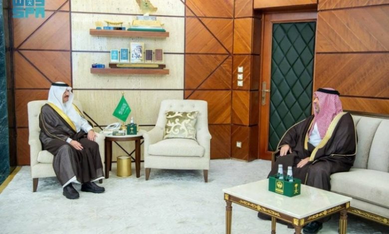 استقبال أمير الشرقية لمدير عام فرع وزارة الصحة الجديد