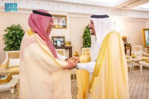 استقبال رئيس الهيئة العامة للطيران المدني من قبل أمير القصيم