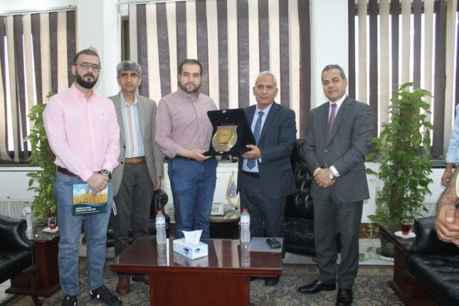 استقبال وزير الزراعة الباكستاني في بنجاب من قبل «البحوث الزراعية» للاطلاع على الإنجازات العلمية