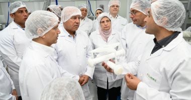 افتتاح خط إنتاج جديد لمرشحات الغسيل الكلوي في مصنع محاليل متطور
