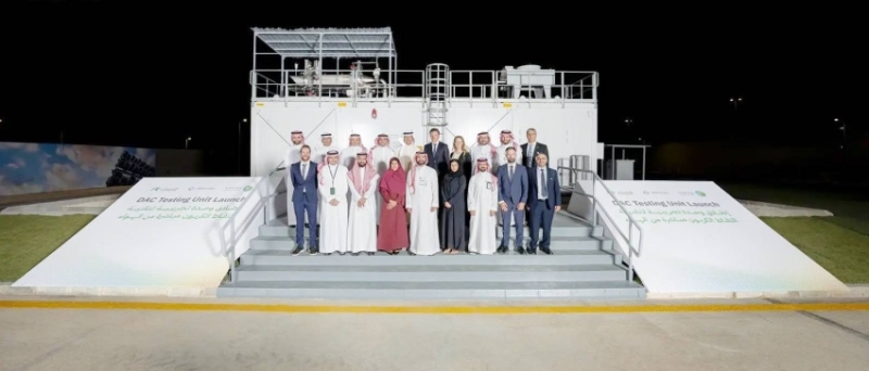 الأمير عبدالعزيز بن سلمان يعلن عن تدشين أول وحدة لالتقاط الكربون من الهواء