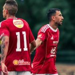 الأهلي يتفوق على البنزرتي بخماسية وديا
                
                انتصر الأهلي على البنزرتي التونسي بنتيجة 5-0 في ثاني مبارياته الودية استعدادا للموسم الجديد في معسكره المقام حاليا في تونس.
                الجمعة، 25 يوليه 2025 - 21:30