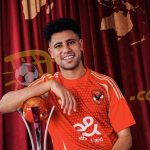في الجول يكشف كيف يضمن الأهلي حقوقه في رضا سليم
                
                لم يتحدد موقف رضا سليم لاعب الأهلي من الموسم الجديد حتى الآن.
                الأربعاء، 30 يوليه 2025 - 12:09