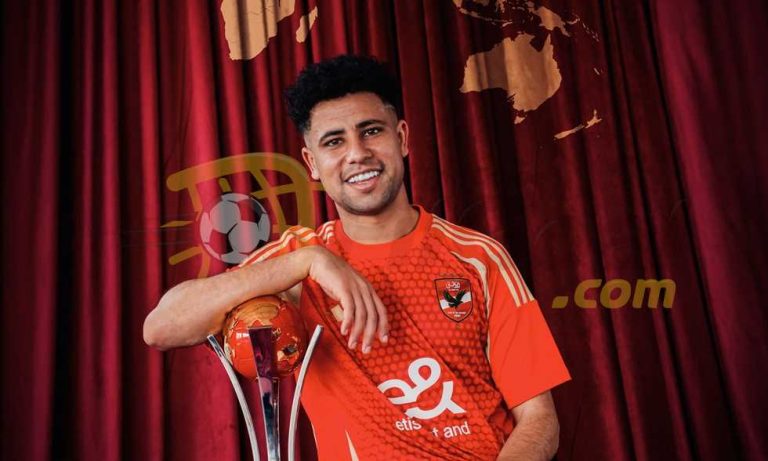 في الجول يكشف كيف يضمن الأهلي حقوقه في رضا سليم
                
                لم يتحدد موقف رضا سليم لاعب الأهلي من الموسم الجديد حتى الآن.
                الأربعاء، 30 يوليه 2025 - 12:09