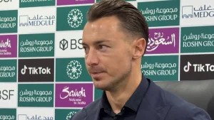 الأهلي يواجه أزمة كبيرة بعد عرض إيطالي مغرٍ لنجم الوسط يايسله