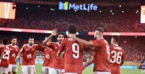 الإطاحة بـ10 لاعبين من الأهلي وتحذير أبوعلي وتعليق شيكو بانزا