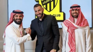 الاتحاد يحدد موعد الإعلان عن تجديد عقد بنزيما .. ويكشف سر التأخير