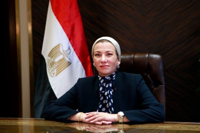 التكامل البيئي: وزيرة البيئة تؤكد أهمية التعاون بين الحكومة والمجتمع المدني لحماية الموارد
