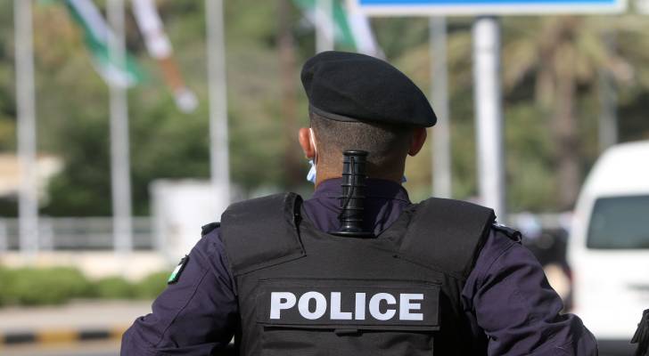 الرقيب الشرمان ينقذ حياة شخص في إربد ويعكس رسالة الأمن العام