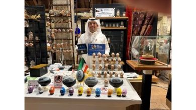 الفنان التشكيلي صباح أسد يعبر عن فخره بتمثيل الكويت في المحافل الدولية