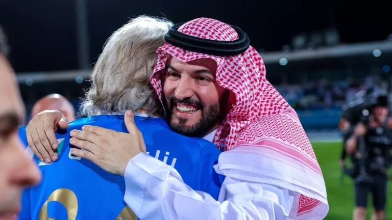 الكشف عن المرشحين لخلافة بن نافل في الهلال.. "ثلاثي من العيار الثقيل"