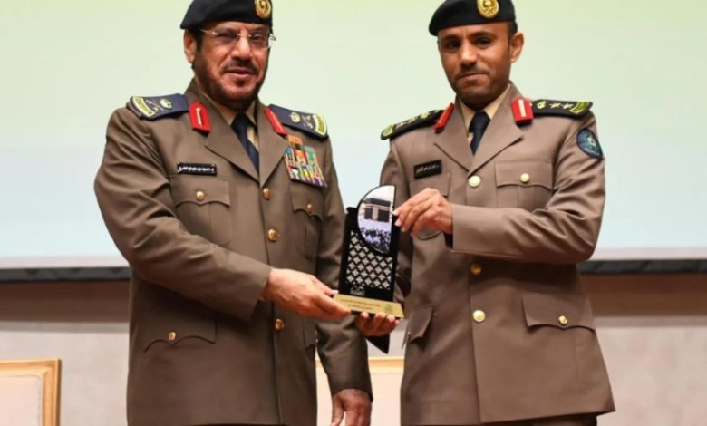 اللواء الفرج يشارك في حفل توزيع جائزة التميز للعمل الميداني لعام 1446هـ