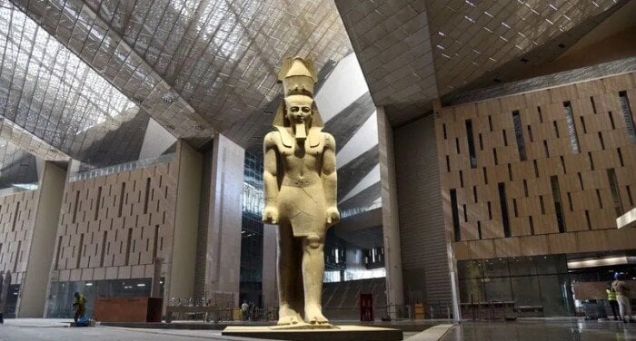 المتحف المصري الكبير يرحب بالوزراء والسفراء في منتدى التعدين