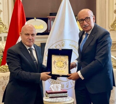 المستشار محمد الشناوي يحتفل بتولي رئيس محكمة النقض منصبه الجديد مع الصور