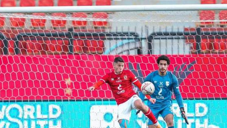 مدافع الأهلي السابق ينتقل إلى سيراميكا كليوباترا