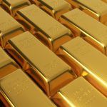 انخفاض سعر الذهب بنسبة 1% مع تزايد الإقبال على المخاطرة قبل اجتماع المركزي الأمريكي.