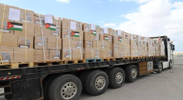 انطلاق قافلة مساعدات جديدة من الأردن إلى غزة بالتعاون مع المطبخ العالمي وبرنامج الغذاء العالمي