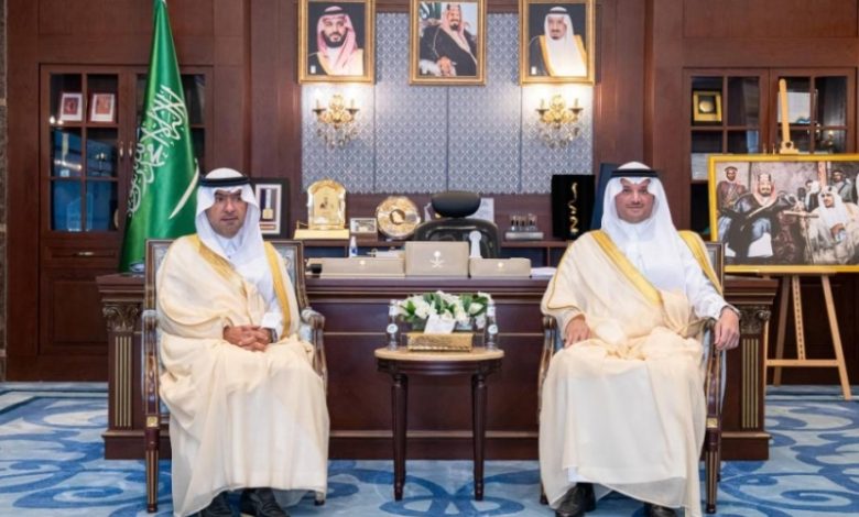 بحث محافظ الأحساء ووزير البلديات والإسكان الخطط الاستراتيجية والمشاريع المستقبلية للمحافظة