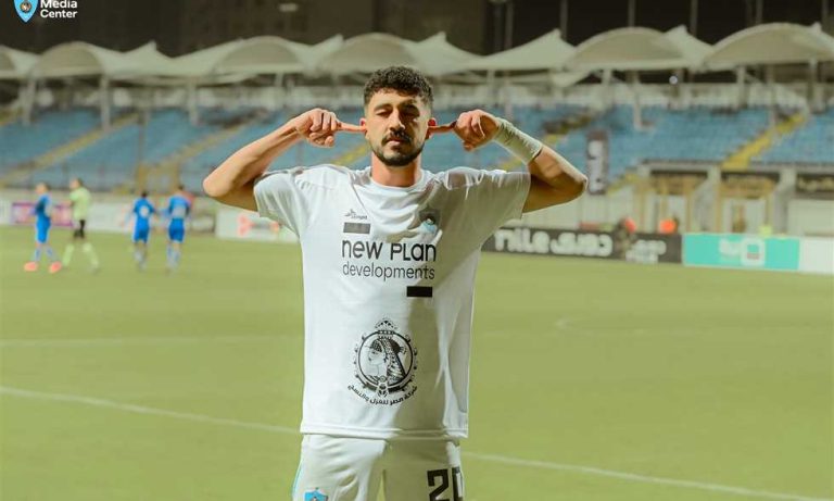 خبر في الجول - بلوزداد يطلب التعاقد مع بن حمودة.. والمحلة يشترط مليون دولار
                
                طلب شباب بلوزداد الجزائري التعاقد مع التونسي محمد علي بن حمودة خلال هذا الصيف.
                الثلاثاء، 29 يوليه 2025 - 19:44