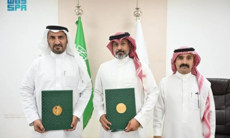 "بيئة الباحة" تبرم عقودًا استثمارية لتعزيز السياحة البيئية في بلجرشي وتحفيز النمو.
