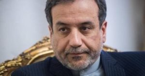 تأكيد وزيري الخارجية الإيراني على أهمية الحوار مع مصر لتعزيز الاستقرار