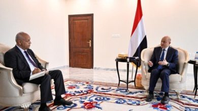 تحذير رسمي: الرئيس اليمني يكشف عن تحالف بين تنظيم القاعدة وميليشيا الحوثي
