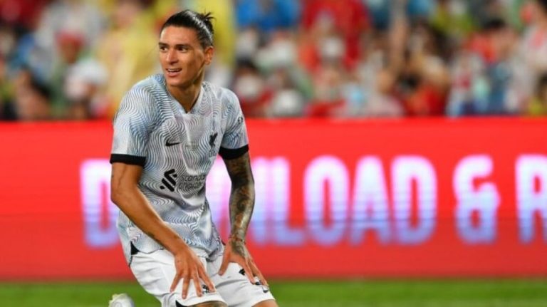 تحرك عاجل لمنع الهلال من ضم داروين نونيز !