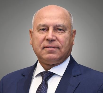 تسليط الضوء على التعديلات الجديدة في البرنامج الوطني لتنمية صناعة السيارات