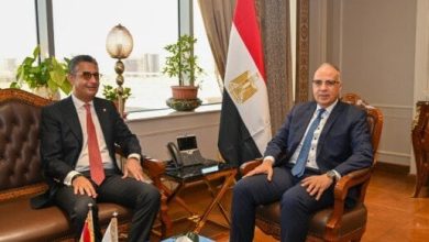 تطوير مصانع السكر يتصدر حديث وزيري الري والتموين