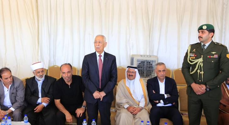 تعازي من العيسوي لقبيلة بني صخر وآل قمحية نيابة عن الملك وولي العهد