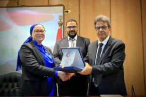 تعاون مثير بين بحوث الصحة الحيوانية ونقابة الأطباء البيطريين