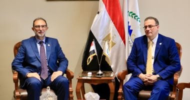 تعاون مشترك بين رئيس "التنظيم والإدارة" ورئيس "سلامة الغذاء"