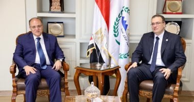 تعاون مشترك بين رئيس التنظيم والإدارة ورئيس هيئة الدواء المصرية لتعزيز الخدمات الصحية