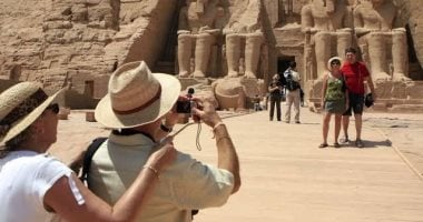 تعزيز السياحة خدمات الإرشاد السياحي بلغات متنوعة وجذب اللغات النادرة