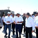 تفقد مدبولي محطة التجارب البحثية لتحلية مياه البحر بالعلمين الجديدة