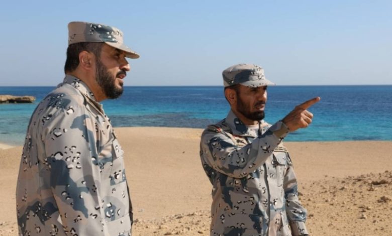 تفقد مدير حرس الحدود القطاعات والوحدات البرية والبحرية في تبوك