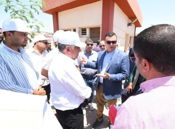 تفقد وزير الإسكان مشروع «ديارنا» للإسكان المتوسط في مدينة السادات
