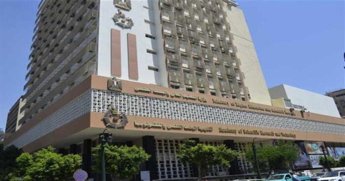 تهنئة خاصة للدكتورة منى النعا بمناسبة انتخابها رئيسة للجنة المالية بمركز السنكروترون SESAME