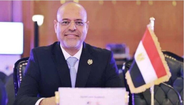 جبران يعلن تطبيق قانون العمل الجديد بداية من أول سبتمبر المقبل