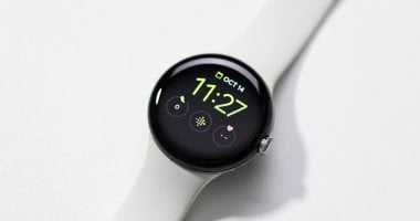 جوجل تعتمد طريقة شحن جديدة لساعة Pixel Watch 4 لاسلكيا