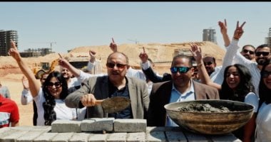 جولدن تاون تبدأ مشروعها الأول بتسليم مبدأي واستقبال علامات تجارية بارزة