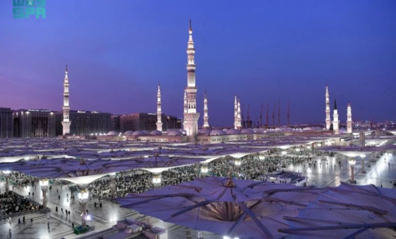 حضور لافت: 40 مليون مصلٍ يؤدون الصلاة في المسجد النبوي خلال موسم حج 1446هـ
