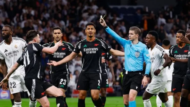 دورتموند يراقب وضع نجم أرسنال تمهيدا لضمه هذا الصيف