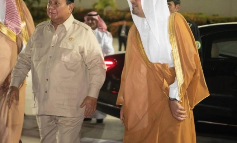 رئيس إندونيسيا يختتم زيارته الرسمية للمملكة ويغادر جدة