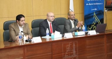 رئيس البورصة يؤكد: زيادة وتيرة الطرح والاكتتاب وقيد الأوراق المالية