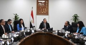 رئيس الوزراء يواصل تعزيز التعاون الاقتصادي مع أمريكا