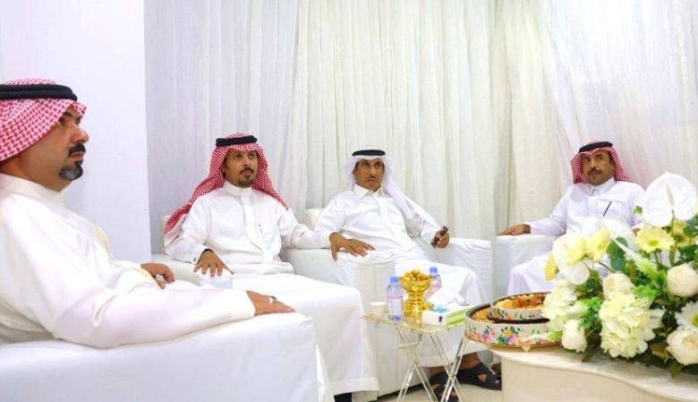 رئيس بلدية الخفجي يُطلق مركزًا لاختبار وتقييم الموظفين في منشآت الغذاء والصحة العامة.