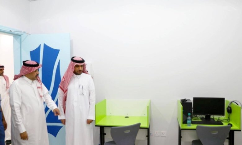 رئيس بلدية النعيرية يطلق مركز اختبار وتقييم العاملين في الصحة والغذاء