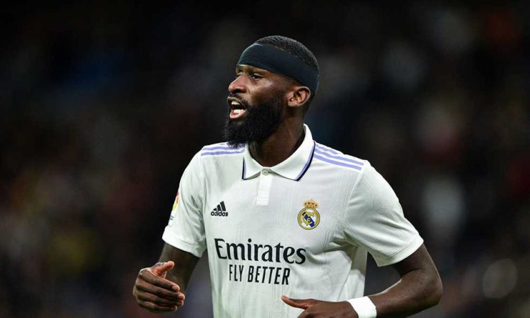 آس: روديجر وألابا في طريقهما للرحيل عن ريال مدريد
                
                يخطط ريال مدريد للاستغناء عن ثنائي الدفاع ديفيد ألابا، وأنطونيو روديجر.
                الأربعاء، 30 يوليه 2025 - 00:53